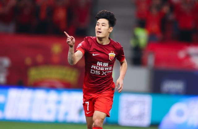 【中超】武磊张琳芃巴尔加斯三箭齐发 海港3比1河南